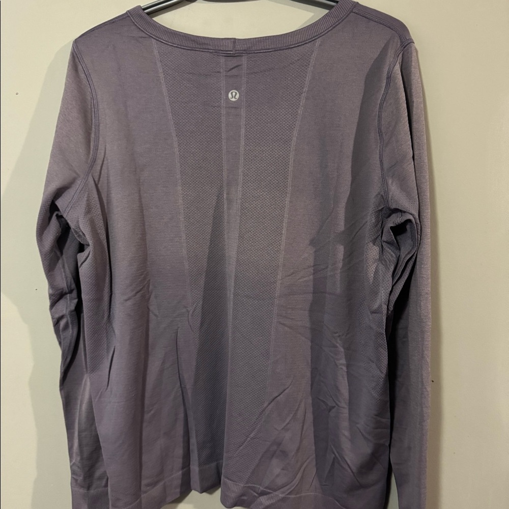 Swiftly Relaxed Long Sleeve